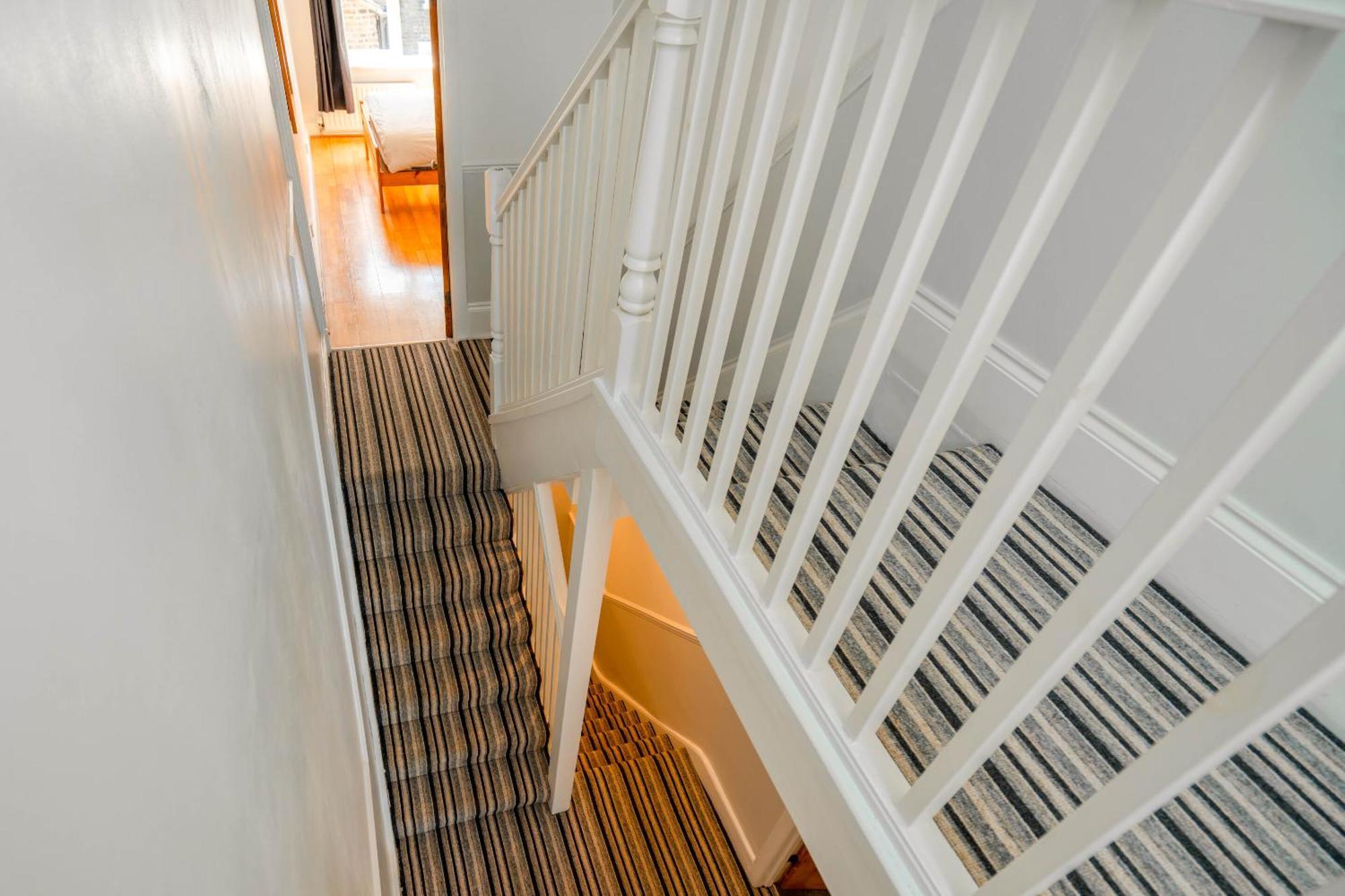 Quiet 5 Bed Vauxhall House With Garden And Roof Terrace